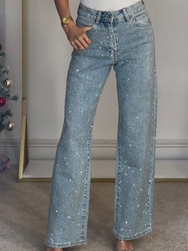 Straight Leg Jean – Light Wash