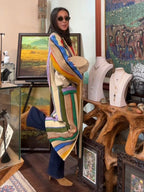 Abrigo colorido a rayas