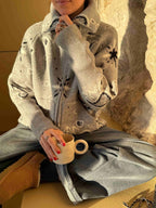 Cardigan Gris con Estampado Bandana