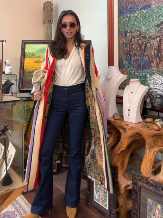 Abrigo colorido a rayas