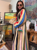 Abrigo colorido a rayas