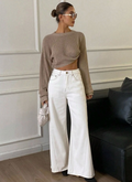Pantalón Wide Leg en Blanco Marfil con Pespuntes en Contraste